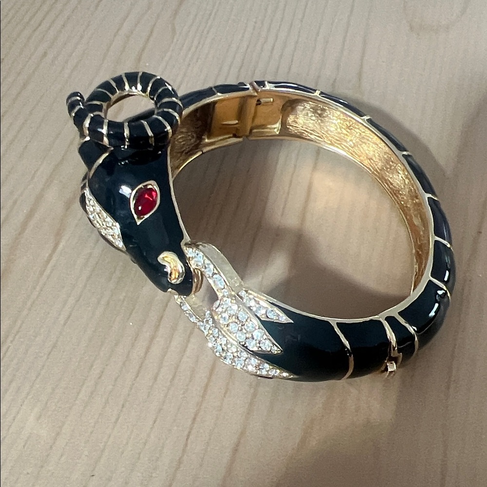 Elegant Black and Gold Ram Bracelet